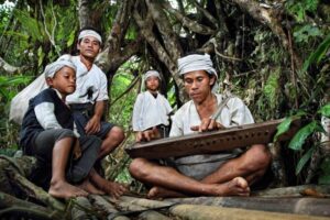 suku baduy dalam dan luar