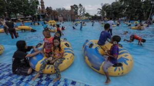 Biaya Pengelolaan Wahana Wisata Air