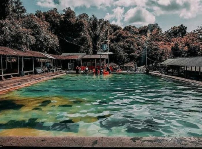 pemandian panas pandeglang keindahan banten pesona ihategreenjello neslo pemandian air panas cisolong pandeglang terbaru