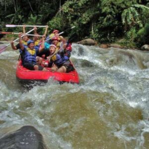 Arung Jeram Sungai Ciberang