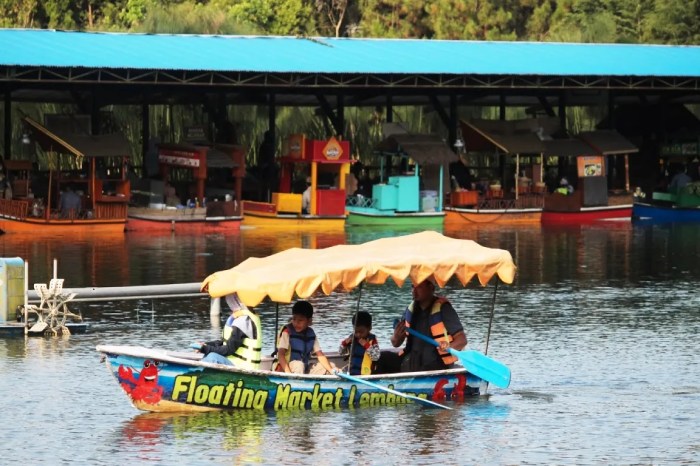 Lembang wisata tempat pasar apung java kuliner pemandangan situ beberapa terapung dikunjungi berwisata cimahi keindahan eropa datangi tangerang harus daftar