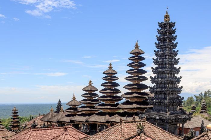 Besakih bali pura temple hindu important most holiday culture ngurah indonesia mother trans tour