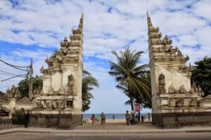 Pantai kuta pemandangan wisata tempat indah dikunjungi wajib objek pasir sabia pensei populer merupakan