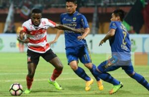 Madura persib bandung prediksi bolatimes