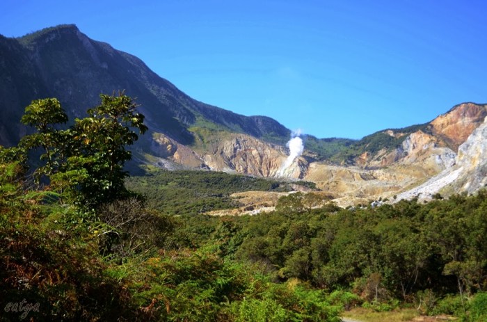 Papandayan gunung wisata garut indonesiaituindah kunjungi taman pilihan indonesiatrip danau Papandayan gunung wisata garut indonesiaituindah kunjungi taman pilihan indonesiatrip danau
