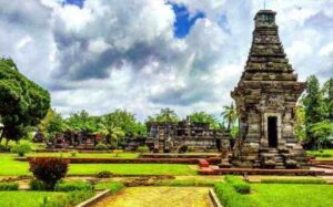 Kerajaan kediri sejarah raja dan peninggalan