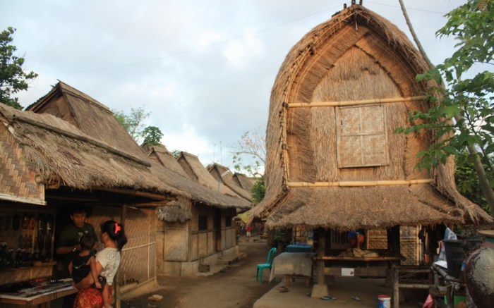 Lombok tengah sade budaya asli suku menggali sasak khairunnas