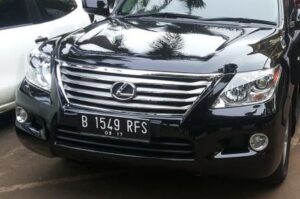 Plat rfs palsu