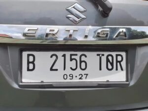 Plat putih
