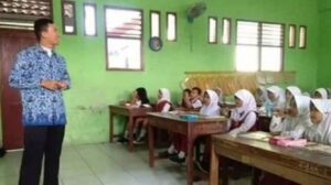 Syarat menjadi guru sekolah dasar