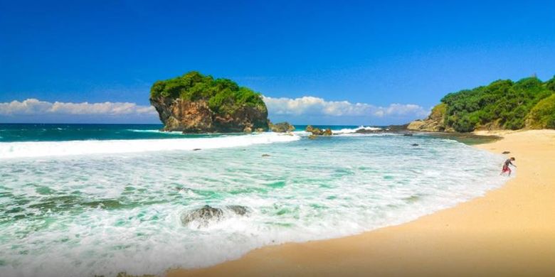 Pantai Pasir Putih di Gunung Kidul