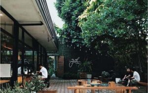 Cafe Outdoor Jakarta Selatan Yang Sepi