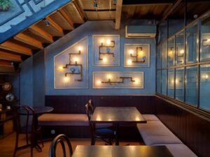 Cafe Estetik Malang Indoor