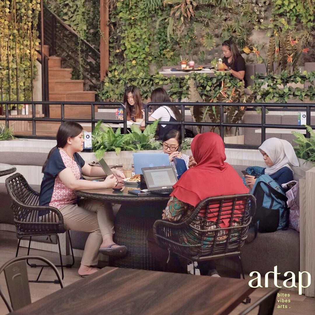 Cafe Estetik di Surabaya Ala Jepang