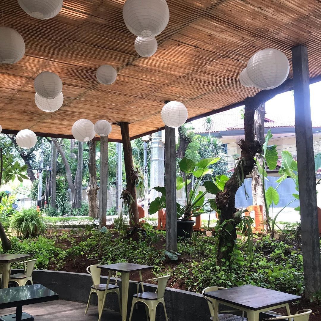 Cafe Outdoor Depok Yang Sepi
