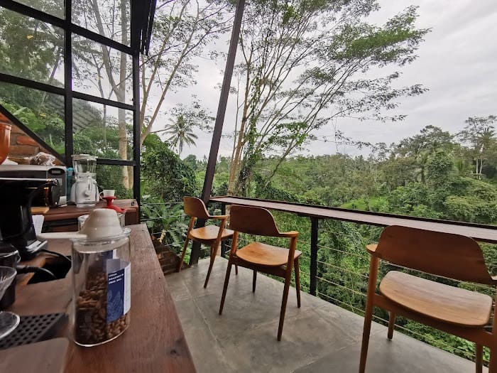 Cafe di Ubud Yang Buka Pagi